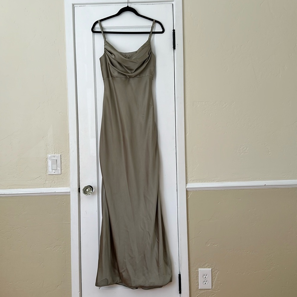 Revelry Skye Satin Dress Size 4 Silver Sage